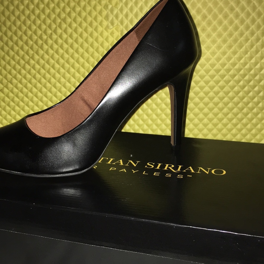 ❤️❤️Gorgeous black pumps NWT comfortable heels - Picture 6 of 8